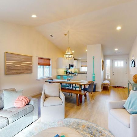 Turquoise Dreams Villa Lincoln City Buitenkant foto