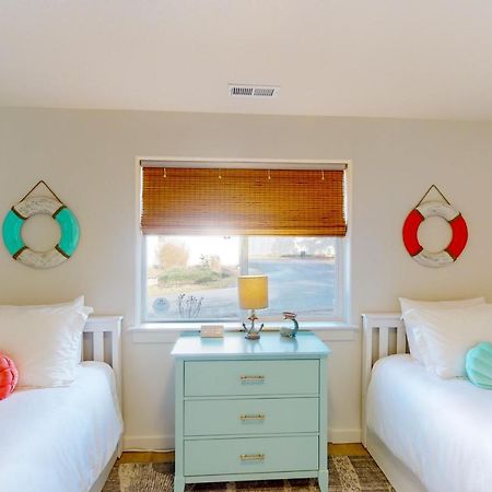 Turquoise Dreams Villa Lincoln City Buitenkant foto