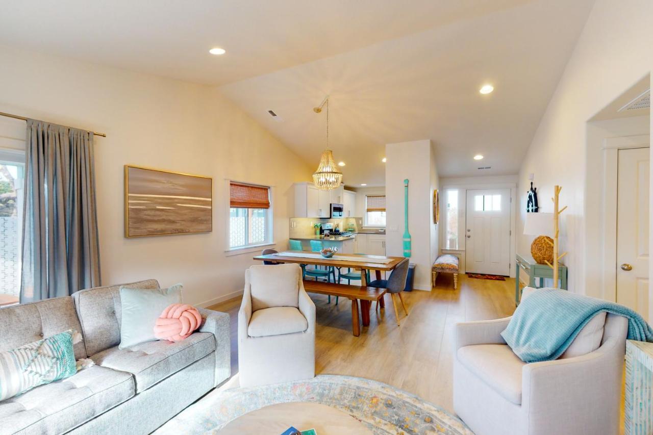 Turquoise Dreams Villa Lincoln City Buitenkant foto